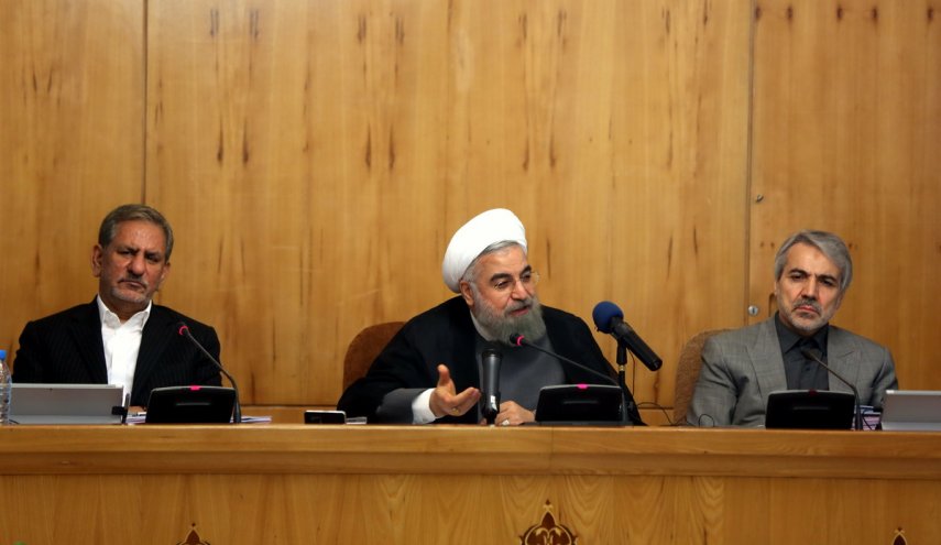 روحانی: زلزله میز محاکمه و ایجاد اختلاف نیست
