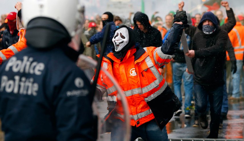 توقيف 50 شخصا بعد اعمال عنف على هامش تظاهرة في بروكسل
