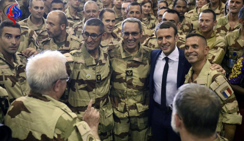 فرنسا ستعدل عملياتها الخارجية في الشرق الأوسط والساحل