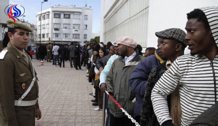 الجزائر تنفق 9 ملايين يورو لترحيل المهاجرين الأفارقة