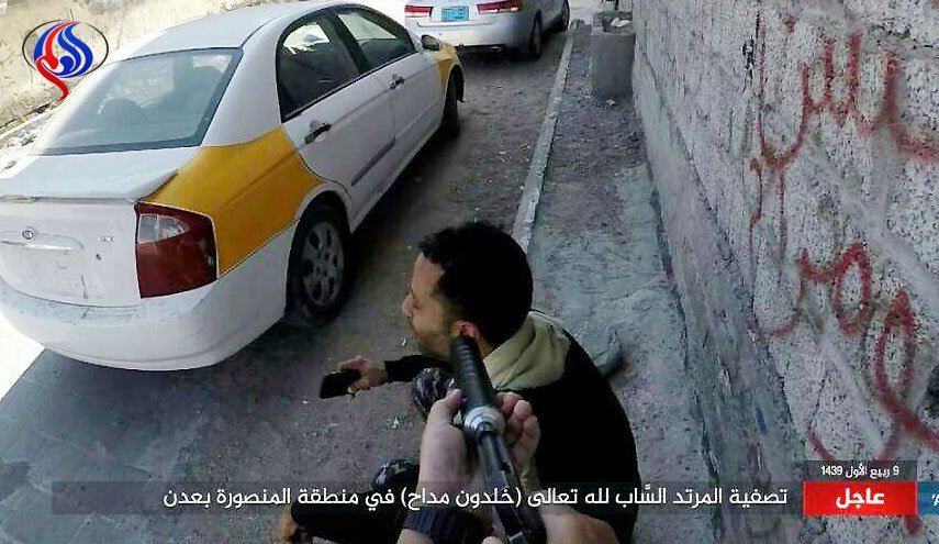شاهد.. داعش ينشر الرعب في عدن بهذه الصور المروعة...