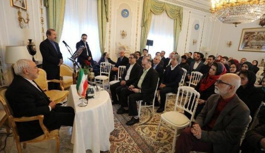 ظریف : نفوذ ایران في المنطقة یعود الی خیاراتها الصائبة
