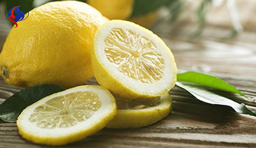 عصير الليمون يساعد على غسل الكبد وسيولة الدم في الصباح