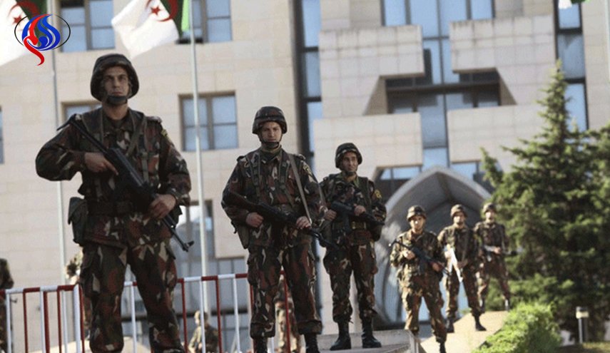 الجزائر.. تصفية مسلحين اثنين وتوقيف 34 آخرين