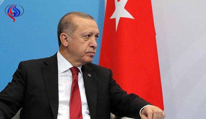 أردوغان أول رئيس تركي يزور اليونان منذ 65 عاما 