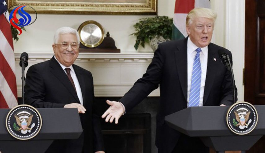 ترامب يبلغ عباس نيته نقل السفارة الى القدس