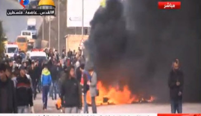 شدت گرفتن درگیری ها در میان تظاهرکنندگان فلسطینی و نظامیان صهیونیست 