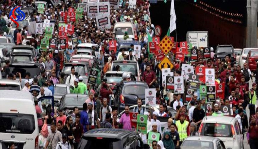 مسيرة غضب بكوالالمبور نحو سفارة اميركا احتجاجا لقرار ترامب