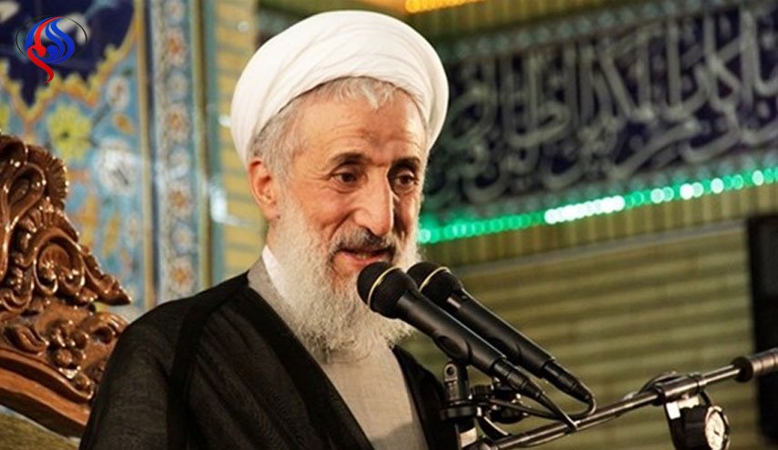 خطيب جمعة طهران: تبعية حكام المنطقة لأميركا دليل على انحطاطهم ودناءتهم