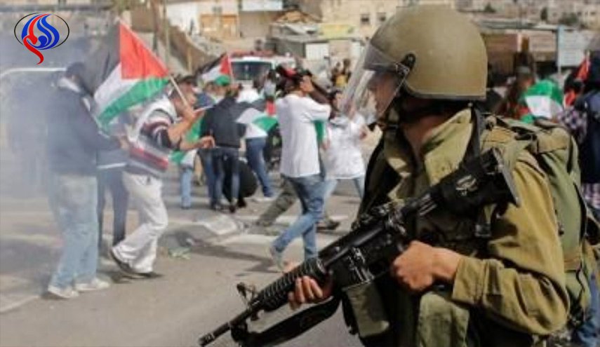 25 إصابة في مواجهات مع الاحتلال على حدود غزة