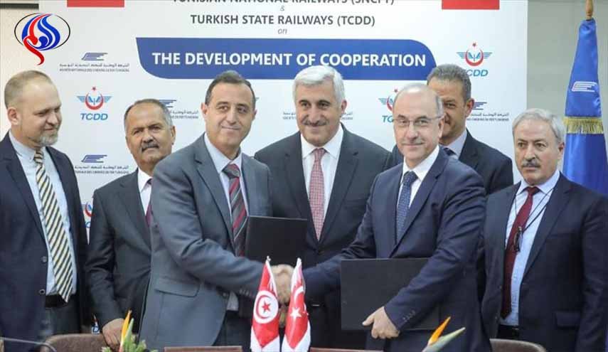 تونس وتركيا توقّعان مذكرة تفاهم في مجال السكك الحديدية