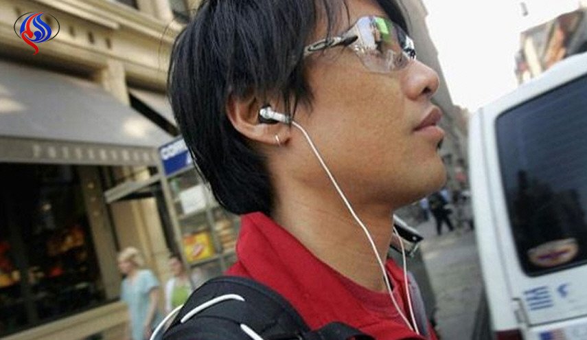 كيف تحمي أذنيك من السماعات؟