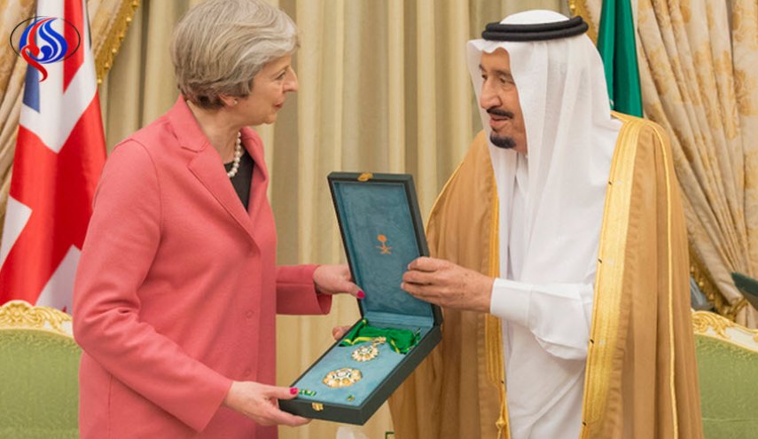 هدايا بآلاف الدولارات.. بيانات حكومية بريطانية تحرج القادة الخليجيين