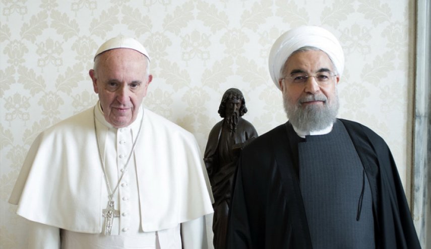 الرئيس روحاني يهنئ بابا الفاتيكان بمولد السيد المسيح (عليه السلام)