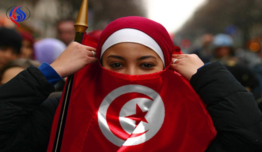 موقع فرنسي يكشف الأسباب الحقيقية لاندلاع الأزمة التونسية-الإماراتية
