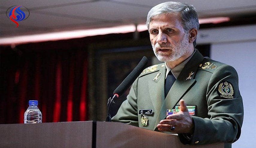 وزير الدفاع : الأعداء يسعون لإثارة الفوضى في إيران
