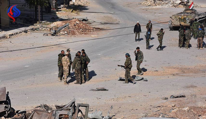 الجيش السوري يقطع طريق إمداد المسلحين إلى 