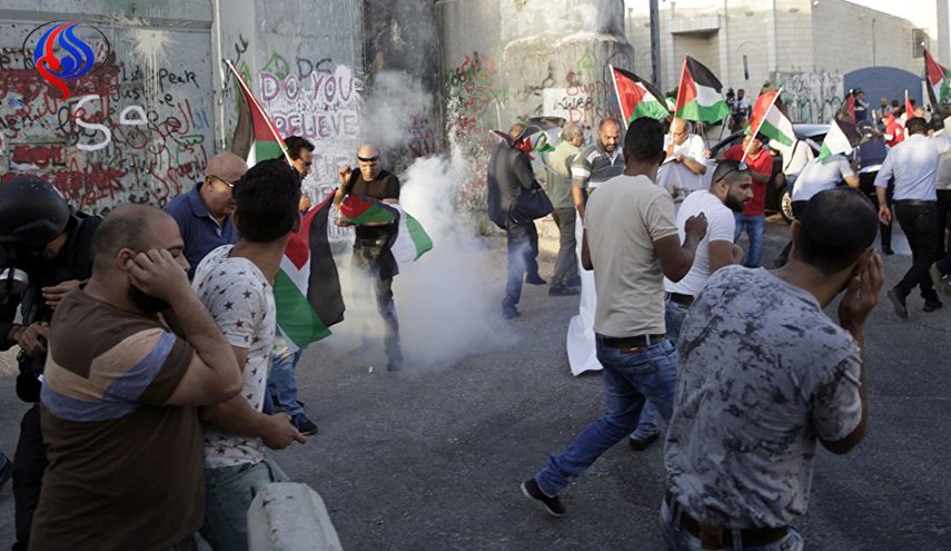 مواجهات بين فلسطينيين والجيش الإسرائيلي قرب رام الله