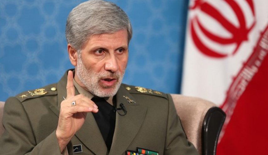 وزير الدفاع الايراني يتوعد أميركا برد حازم ازاء اضرارها بالبلاد