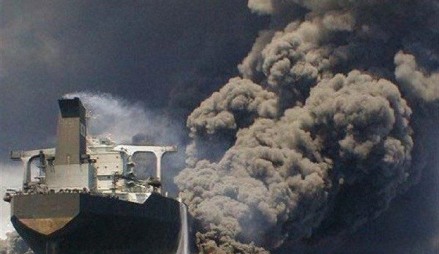 آماده سازی شرایط برای ورود نیروهای امدادی به داخل نفتکش ایرانی