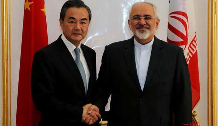 گفت‌وگوی تلفنی ظریف و همتای چینی/ رایزنی درباره برجام و نفت‌کش ایرانی