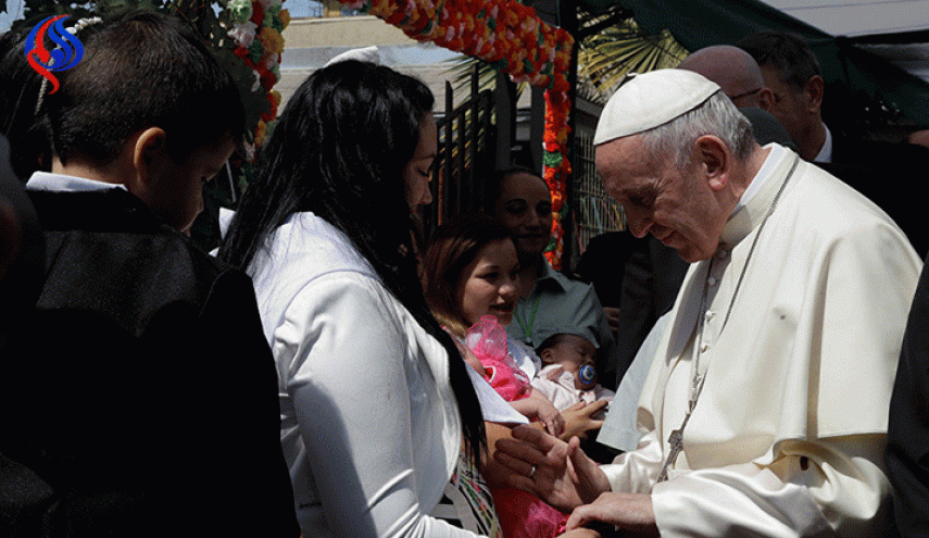 البابا يلتقي أطفالا من ضحايا الاعتداء الجنسي في تشيلي