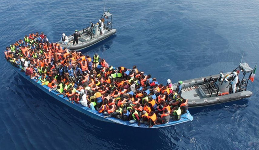 210 مهاجرين يصلون إيطاليا انطلاقا من ليبيا