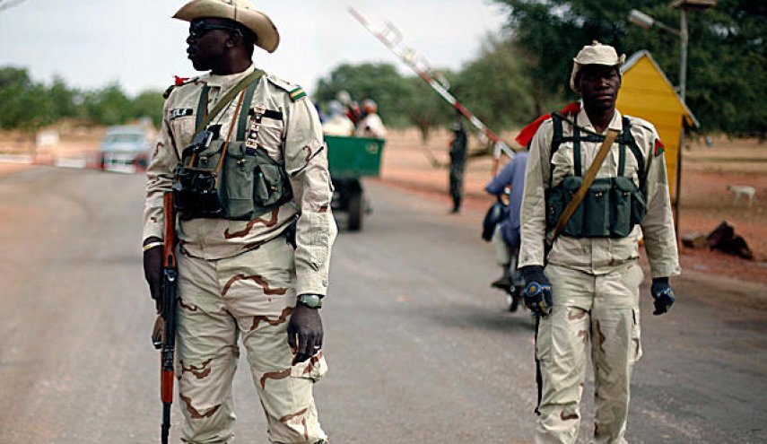 تعداد تلفات سربازان مالیایی به 14 کشته افزایش یافت