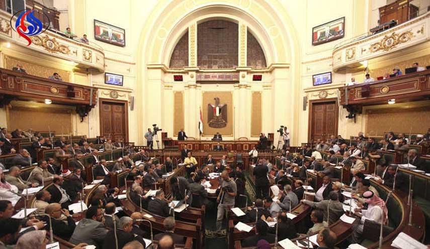 البرلمان المصري يقر قانون الإفلاس