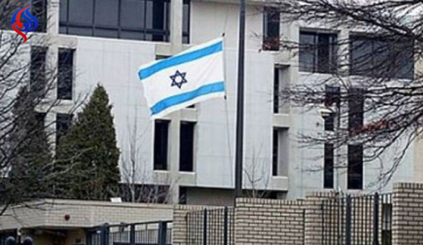 الاحتلال يعلن إعادة فتح سفارته في الأردن تدريجيا