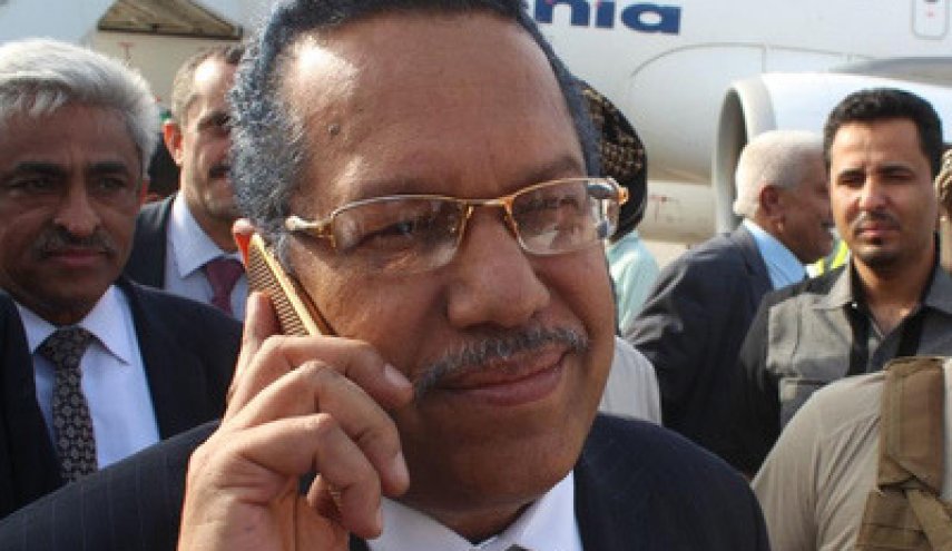 Yemen former PM to flee, separatists seize Aden presidential palace
