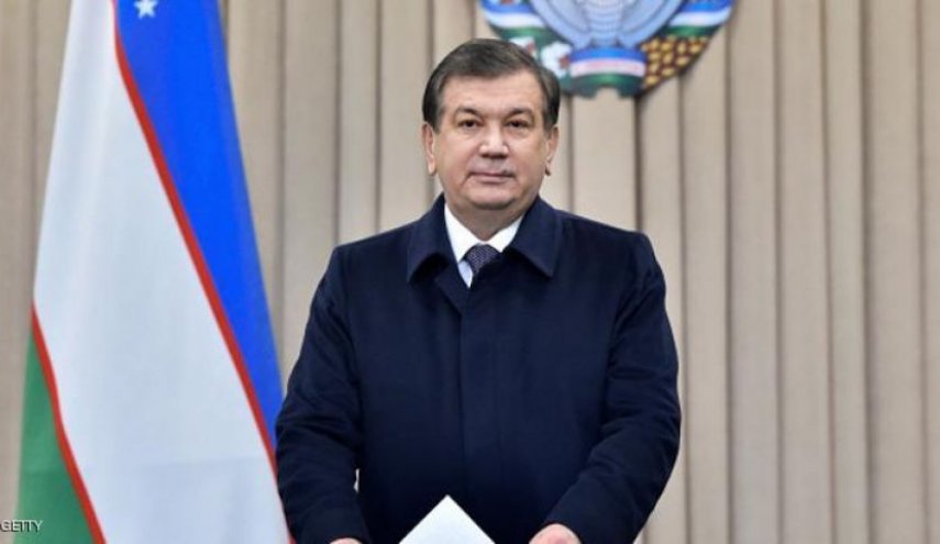 رئيس أوزبكستان يقيل رئيس جهاز الأمن القومي من منصبه