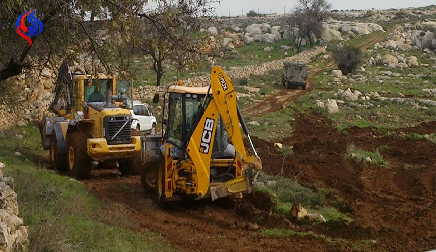 الاحتلال يدمر خط مياه يخدم أراض فلسطينية بالأغوار الشمالية