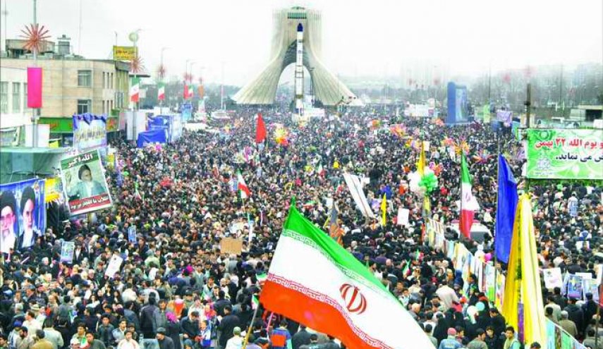 روحانی سخنران مراسم پایانی راهپیمایی 22 بهمن/ «افتخار به گذشته و امید به آینده» شعار چهلمین سالگرد انقلاب