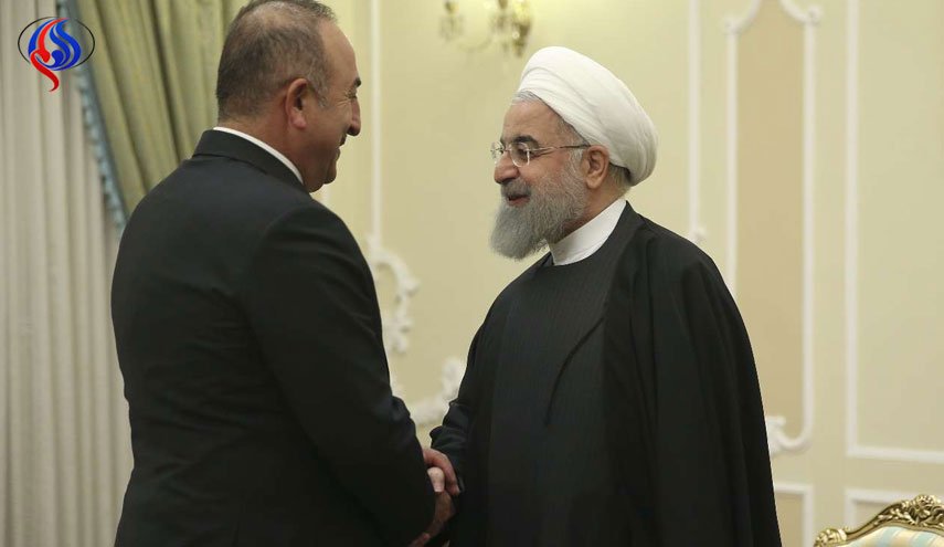 روحاني:مستعدون للتعاون مع تركيا لحل المشاكل الاقليمية