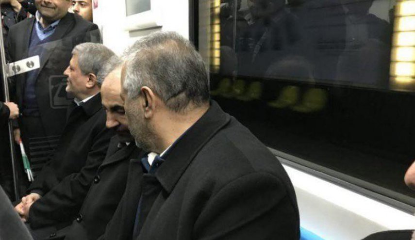 شهردار و رئيس شورای شهر تهران در راه مراسم باشكوه يوم الله ٢٢بهمن 