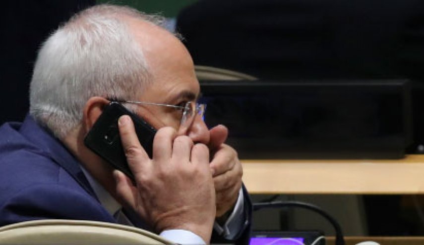 ظريف يصف محاولات اختراق هاتفه اثناء المفاوضات النووية