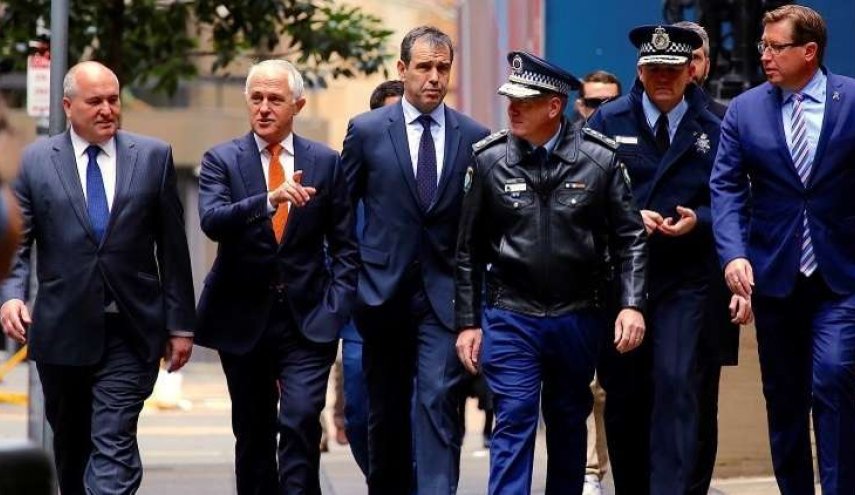 أستراليا.. حظر العلاقات الغرامية بين الوزراء وموظفاتهم!
