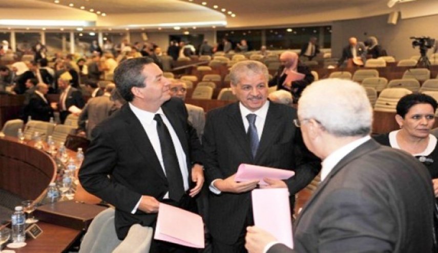 الحكومة الجزائرية توكد عدم نيتها رفع الدعم عن السلع