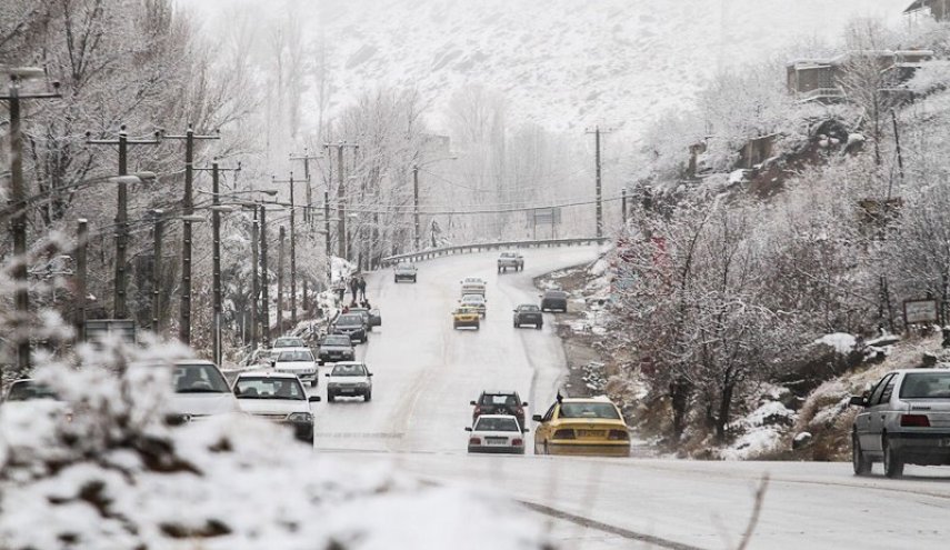 برف و کولاک در ۱۷ استان کشور/مفقود شدن یک نفر بر اثر سیل در خوزستان

