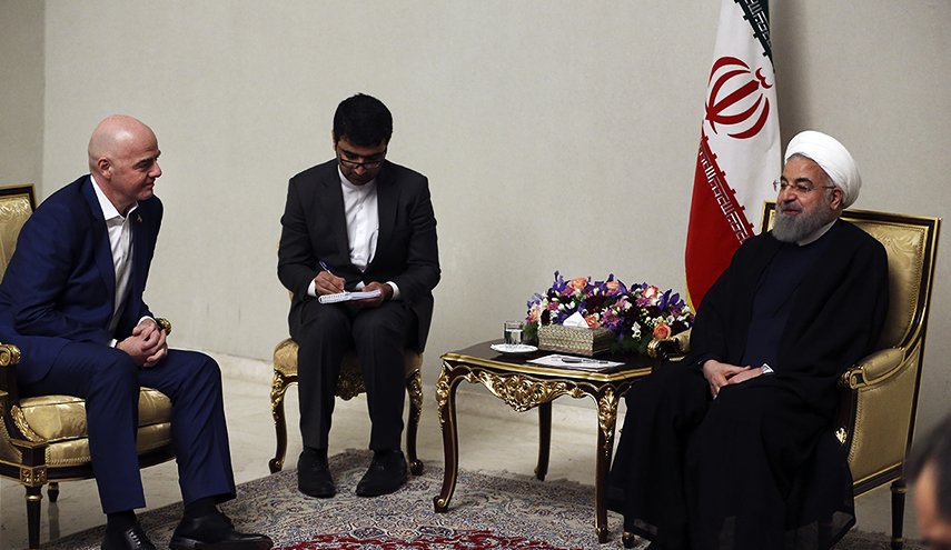 الرئيس روحاني: لا ينبغي ان تتأثر الرياضة بقضايا غير رياضية 