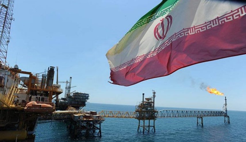 صادرات ايران من النفط والمكثفات تلامس 2.6 مليون برميل يوميا