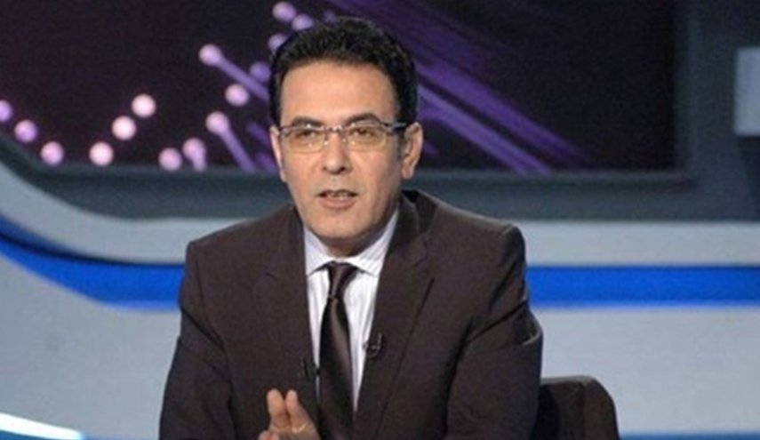 نيابة القاهرة تحبس مذيعا تلفزيونيا بتهمة الإساءة للشرطة