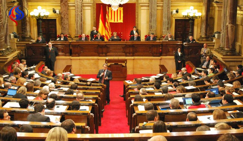 البرلمان الكتالوني يبحث عن مرشح جديد لرئاسة الاقليم