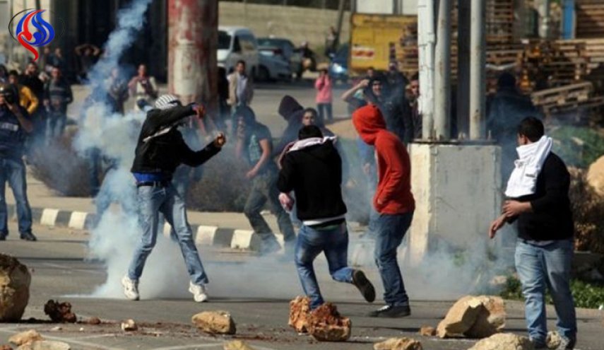 آغاز درگیری ها میان جوانان فلسطینی و نظامیان صهیونیست 