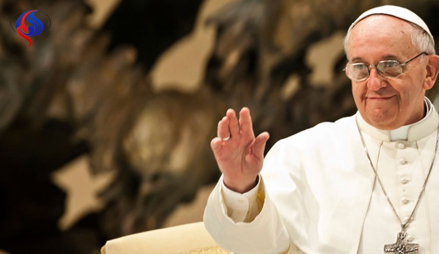 البابا فرنسيس يحث نشطاء كاثوليكيين على فتح ممرات إنسانية جديدة إلى إيطاليا