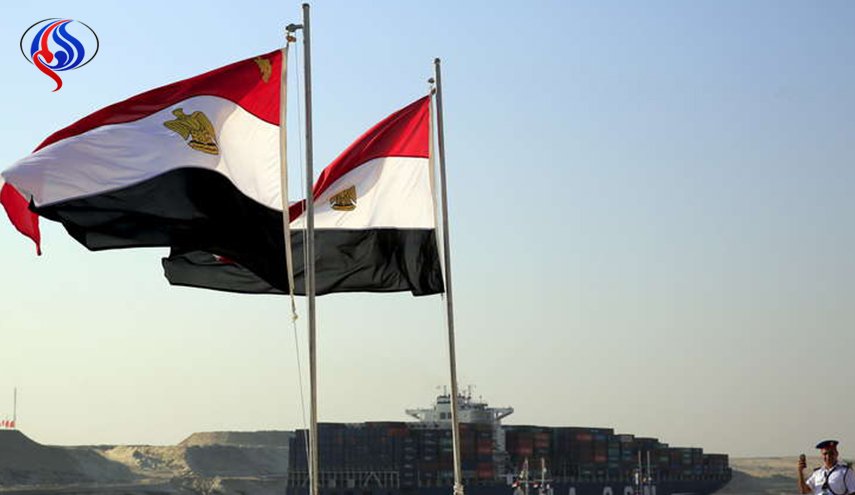 مصر.. مشروع خط حديدي لربط المتوسط والأحمر