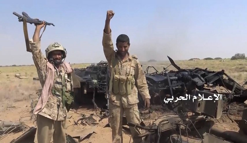 حمله توپخانه ای نیروهای یمنی به مواضع نظامیان سعودی در جیزان