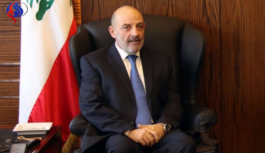 وزير الدفاع اللبناني يوجه دعوة للجالية في قطر