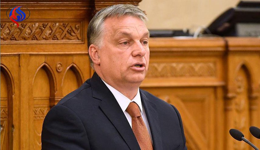 رئيس وزراء المجر: اللاجئون يغزون أوروبا بمساعدة بروكسل